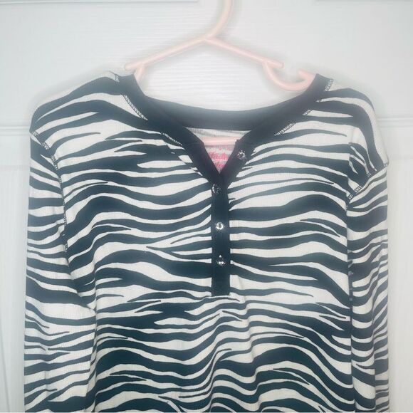 Faded Glory Half Button Ribbed Long SleeveTshirt Black White L 10/12 - Picture 3 of 9